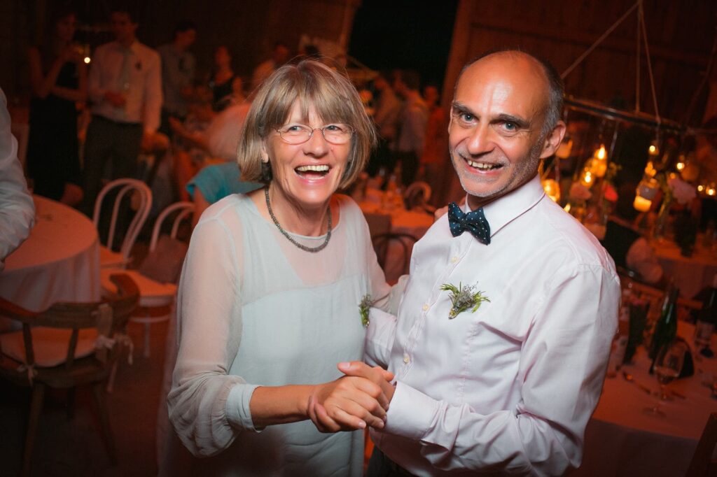 Свадебный танец пожилой пары