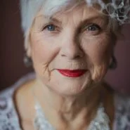 Фотограф Москва, студийный портрет пожилой женщины