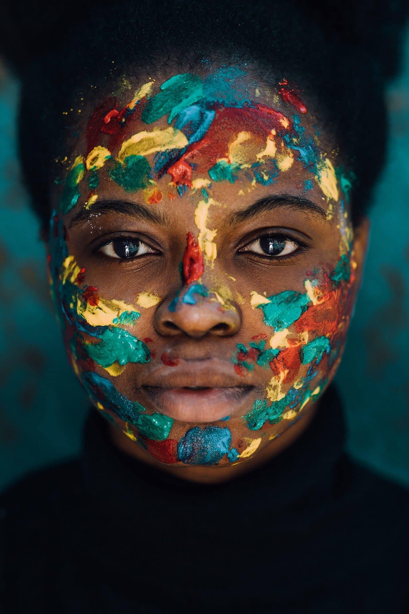 Фотограф Москва, красивый портрет чернокожей девушки