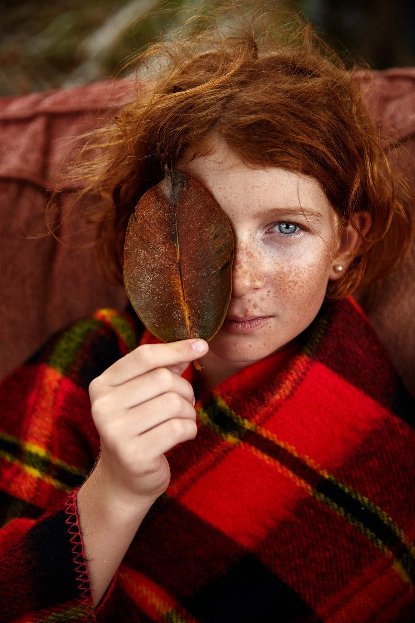 Фотограф Москва, портрет рыжей девочки с веснушками, детская фотосессия