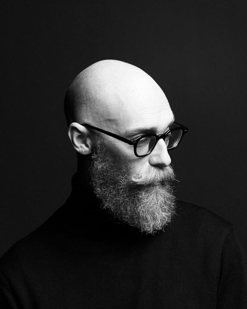 Фотоателье автопортрета UU