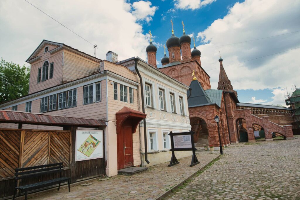 Места для фотосессии в Москве, Крутицкое подворье