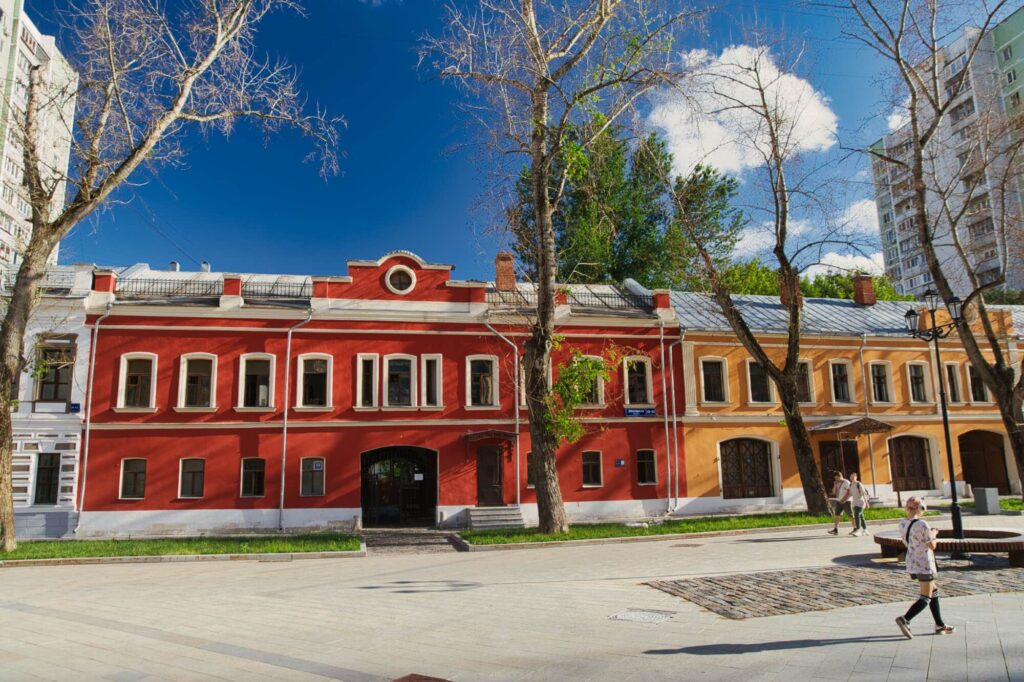 Места для фотосессии в Москве, улица Школьная